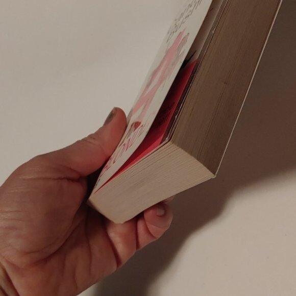 3/$13 Four Blondes by Candace Bushnell paperback 2000 - Picture 3 of 5